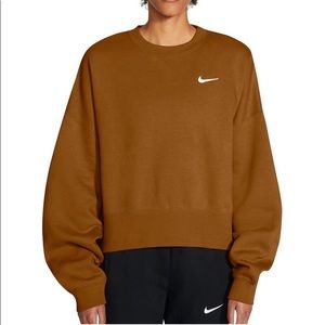 Nike Sportswear Essentials Cropped Crew - Size S